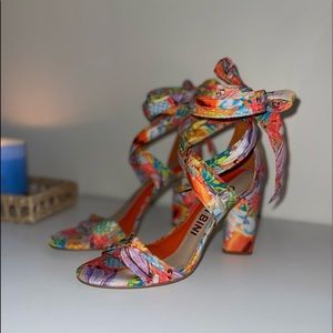 {•Gianni Bini Heels•}